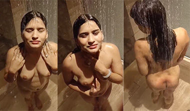 Desi Hot Girlfriend Sucking BF Cook And Fuck
