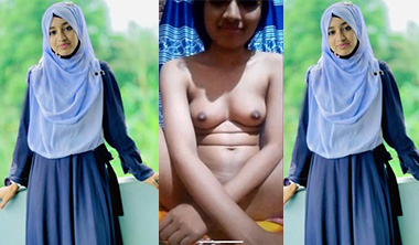 Sexy Hijabi GF Showing Big Boobs & Hot Ass